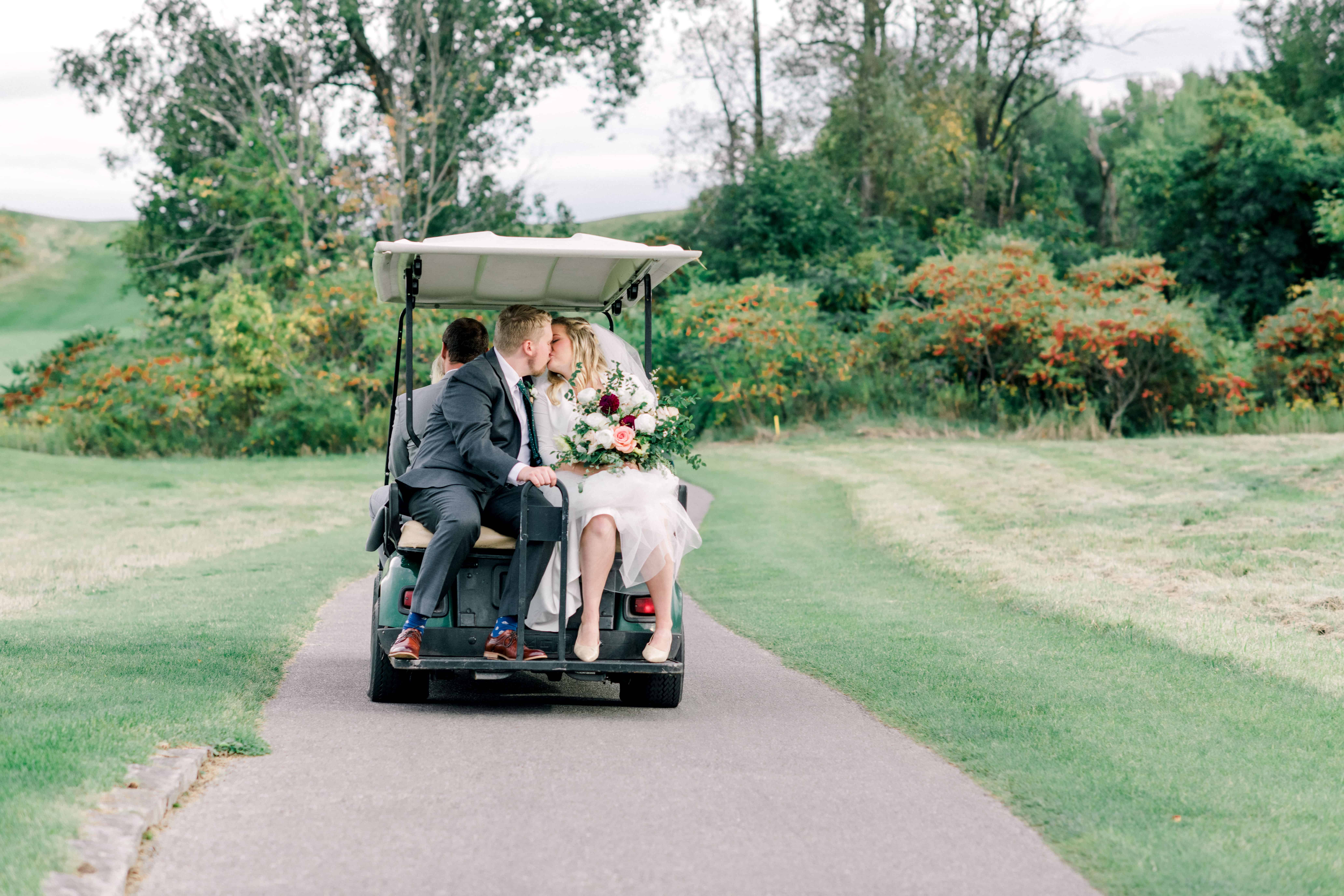Fall_wedding_Glencairn_golf_club_milton